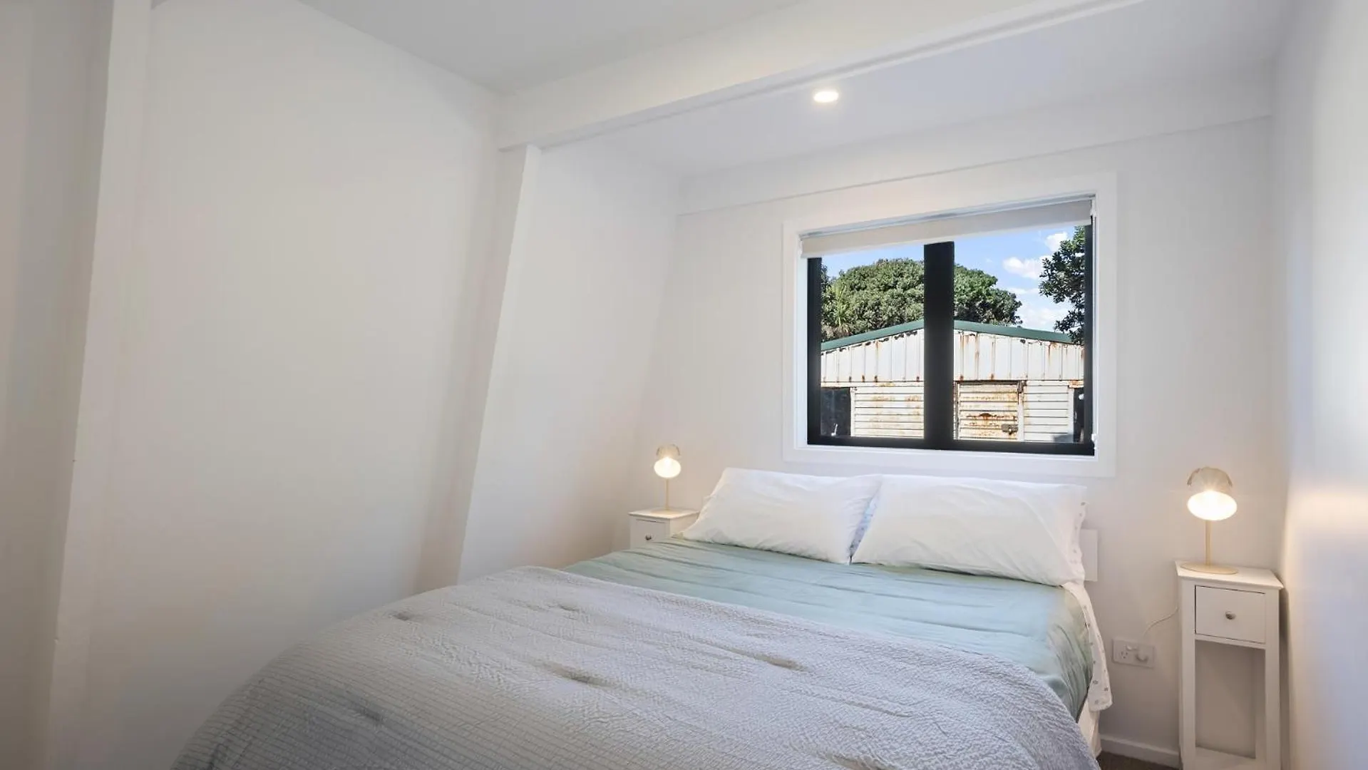 Sunset Shores - Paraparaumu Beach Retreat